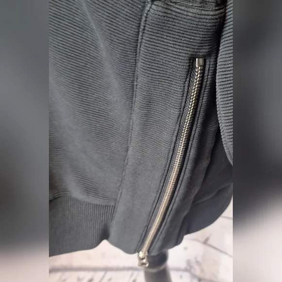 Varley Black Mae Longline Side Zip Ribbed Oversized Sweatshirt Sz. S - Picture 3 of 8